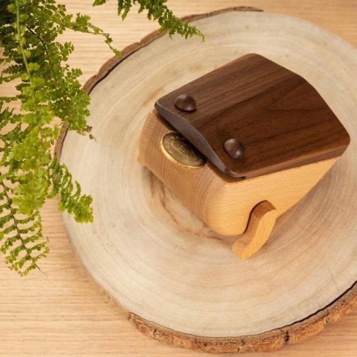 木匠兄妹 招財蟾蜍 存錢箱【Zakka】旺蟾 旺財 搖錢來 招財 蟾蜍 原木 存錢筒 收納 禮物 送禮 搖錢 公仔 青蛙-細節圖3