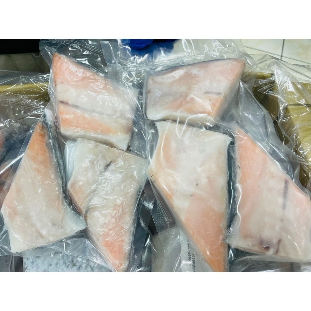 【極海鮮八號鋪】智利鮭魚尾，200~300g，300~400g，油脂適中，肉質豐滿，新鮮美味又好吃-細節圖6