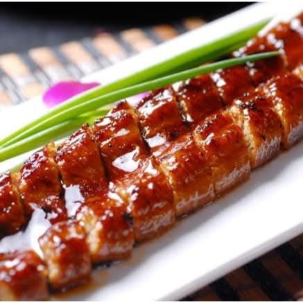 【極海鮮八號鋪】台灣蒲燒鰻，體型肥碩、肉質厚實油亮香嫩滑順，醬汁鹹甜適中，加熱後油脂完全釋放，入口即化-細節圖11