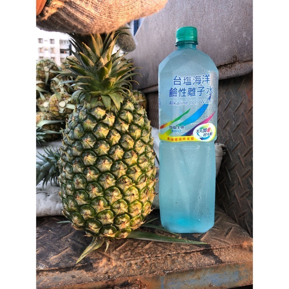 【極海鮮八號鋪】屏東水蜜桃鳳梨，20斤/箱(7-12顆)，夏日的鳳梨彌漫著繽紛的水蜜桃氣味-細節圖10