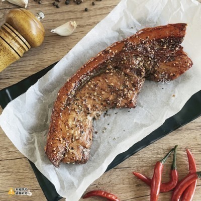 【極海鮮八號鋪】傳統鹹豬肉，使用國產「台灣豬」300g±10%/包，嚴選優質肥瘦適中的國產上等五花肉，口味遵循古法香氣逼-細節圖2