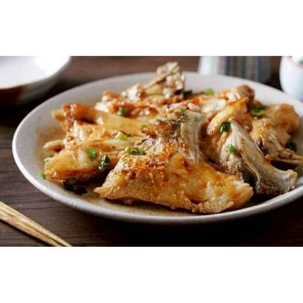 【極海鮮八號鋪】🇹🇼台灣金目鱸魚下巴💖1公斤裝，油脂豐富膠質多，煮魚湯或用烤真的超級好吃😋-細節圖4