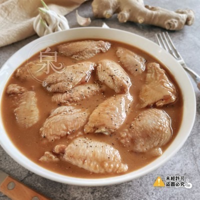 【極海鮮】外酥內嫩的炭烤胖胖翅，500g 裡藏 13～15 支小雞翅中段，炭火燒烤焦香撲鼻，搭配獨家甜鹹醬料，一包搞定-細節圖2