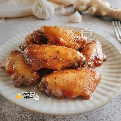 【極海鮮】外酥內嫩的炭烤胖胖翅，500g 裡藏 13～15 支小雞翅中段，炭火燒烤焦香撲鼻，搭配獨家甜鹹醬料，一包搞定-細節圖5