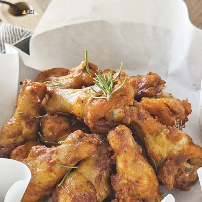 【極海鮮八號鋪】歐式香烤翅小腿（全熟）500g/包，香草迷迭、蒜香四溢，外酥微焦、肉質多汁，退冰後即可加熱料理，好吃快速-細節圖4