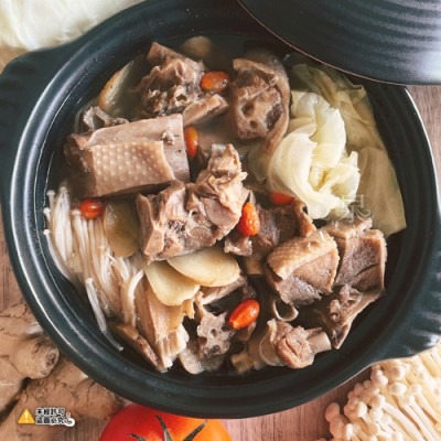 【極海鮮八號舖】冬季必備！經典台灣薑母鴨，濃郁老薑辛香超開胃 🦆湯頭濃郁不油膩，冬日家庭聚餐首選 🍲小資族的暖心鍋物-細節圖3