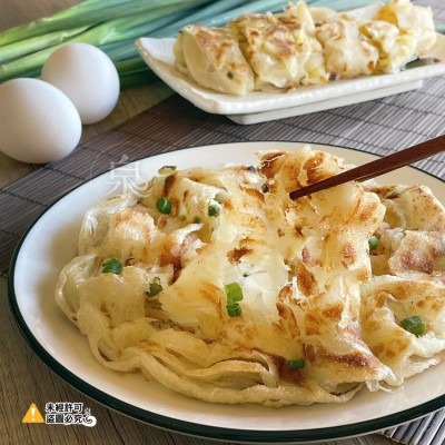 【極海鮮八號舖】唐門老爹手工抓餅：職人手作厚實口感，小資家庭必備的飽足美味 🍱手工抓餅，多層次Q彈、外酥內軟、蔥香四溢-細節圖3