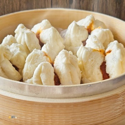 【極海鮮八號舖】港式小叉燒包：迷你尺寸剛剛好，滿滿鹹甜蜜汁肉香，大人小孩都愛吃 🥢鹹甜完美比例，電鍋加熱快速上桌 🥟-細節圖2