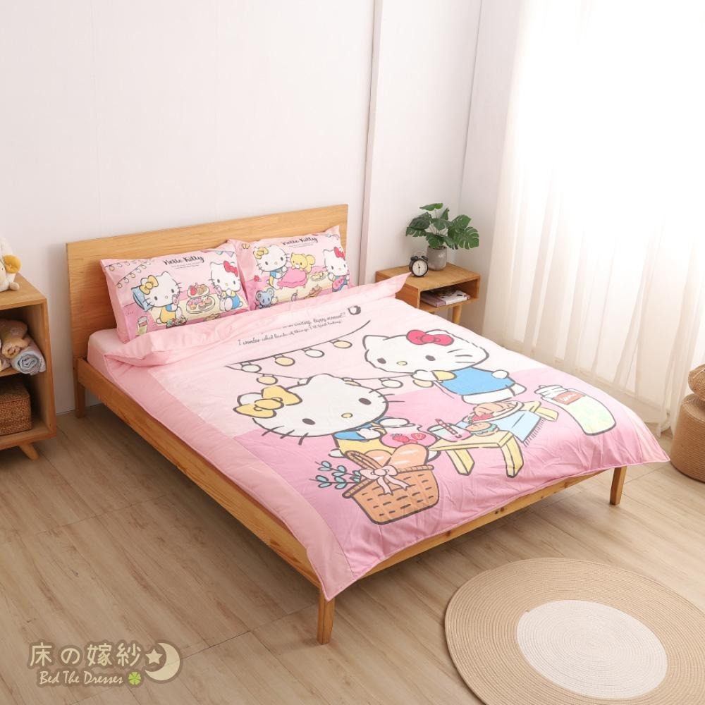 [新上市/送玩偶] KITTY系列  [Let＇s Picnic] 床單/床包組 涼被/被套/兩用被 贈品請參考商品敘述-細節圖2