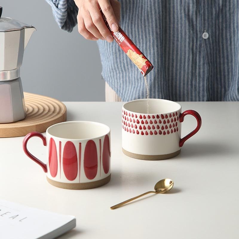 【HUAHUA】北歐風大容量陶瓷馬克杯 藍色手繪釉下彩咖啡杯 茶杯 紅色早餐杯 簡約喝水杯-細節圖7