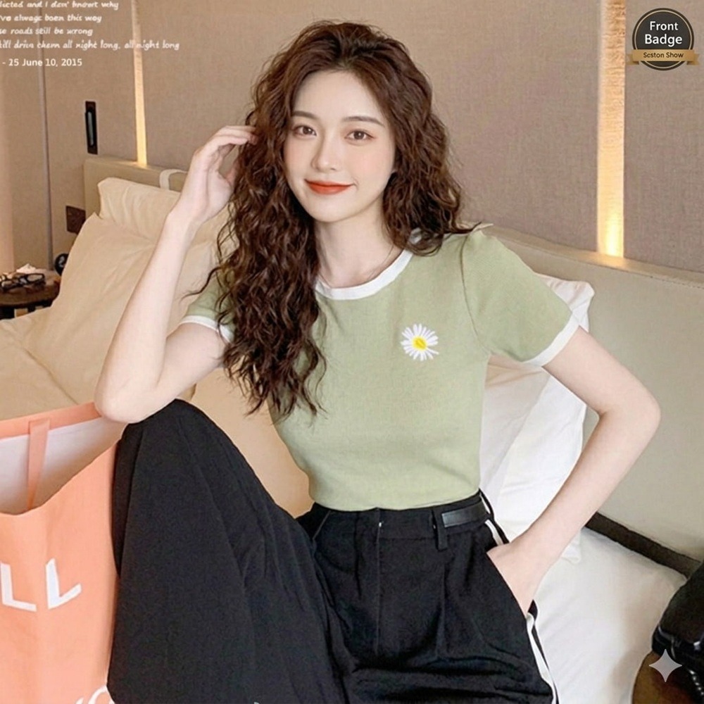 【QIDINA】女生百搭素面小花透氣短袖 / 百搭短袖 夏季短袖 上衣女 T恤-細節圖4