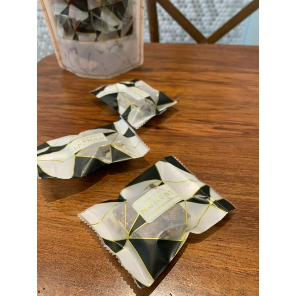 【QIDINA 】2包24-28顆 純手工蔓越莓原味雪Q餅 巧克力雪Q餅 😋 新鮮現做 超大塊 超好吃 一口接一口-細節圖3