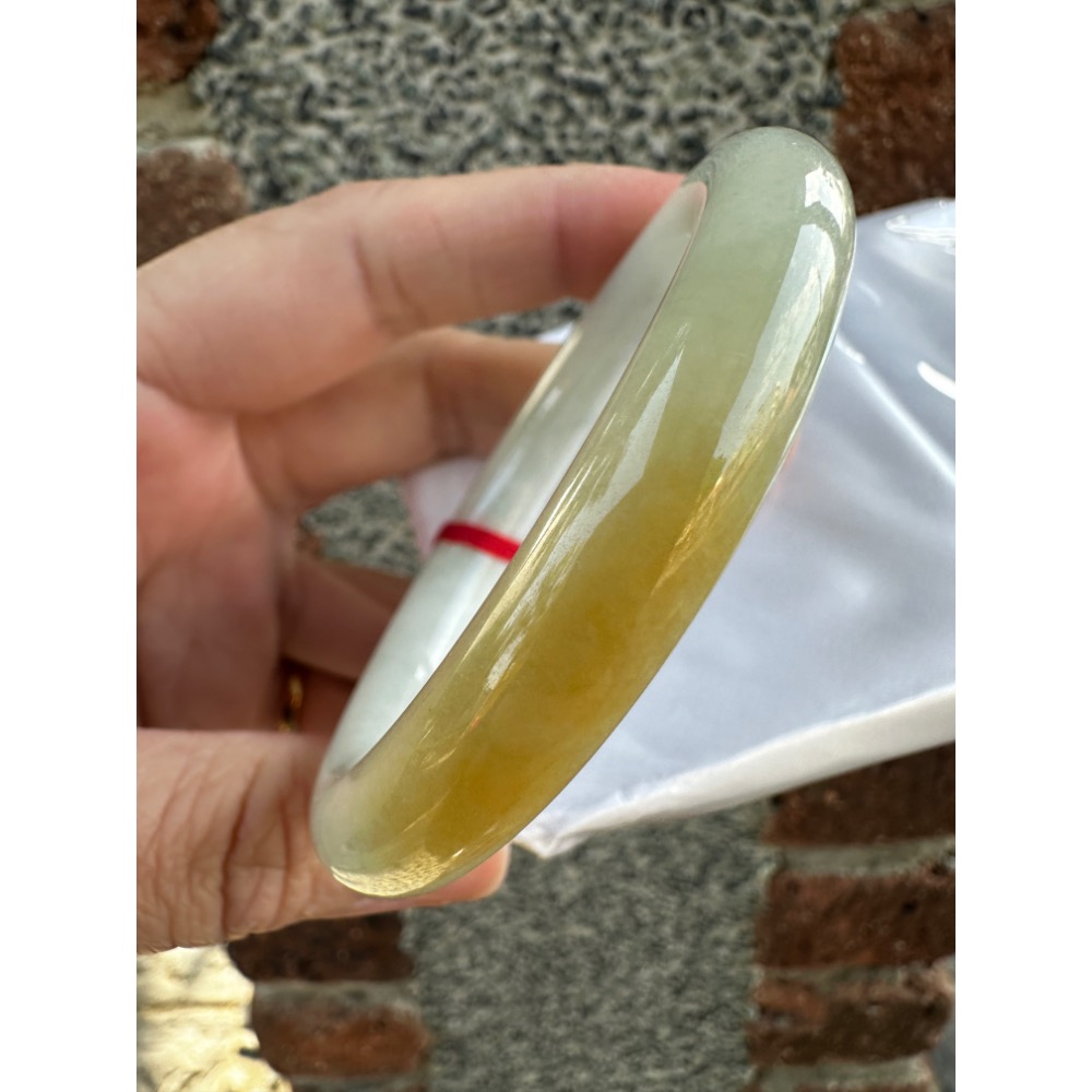 🎀 完美黃翡圓骨美鐲 🎀1779號-細節圖3