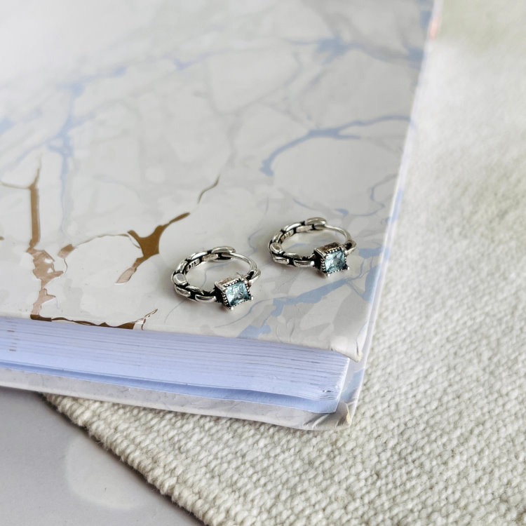 耳環 耳扣 耳圈 易扣式耳環 易扣耳環 透亮海藍方塊 復古泰銀感 鍊條設計 台灣現貨  ＊花漾美人＊嚴選-細節圖3