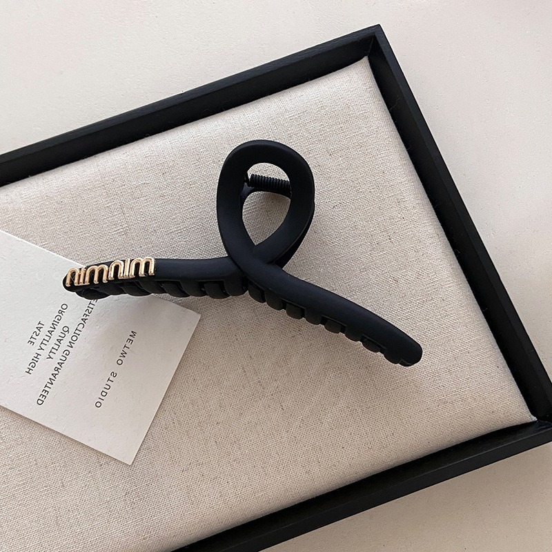 大抓夾 鯊魚夾 簡約 磨砂質感 字母抓夾 ＊花漾美人＊嚴選-細節圖4