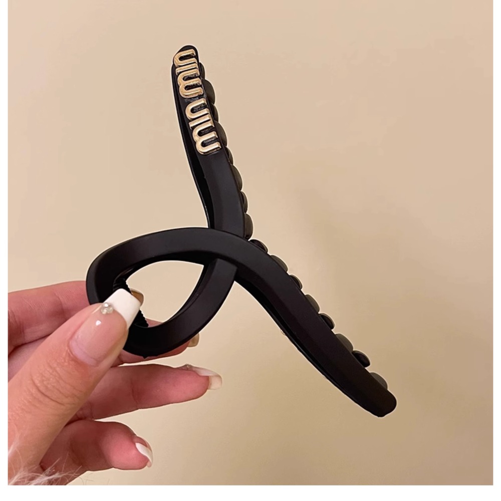 大抓夾 鯊魚夾 簡約 磨砂質感 字母抓夾 ＊花漾美人＊嚴選-細節圖7