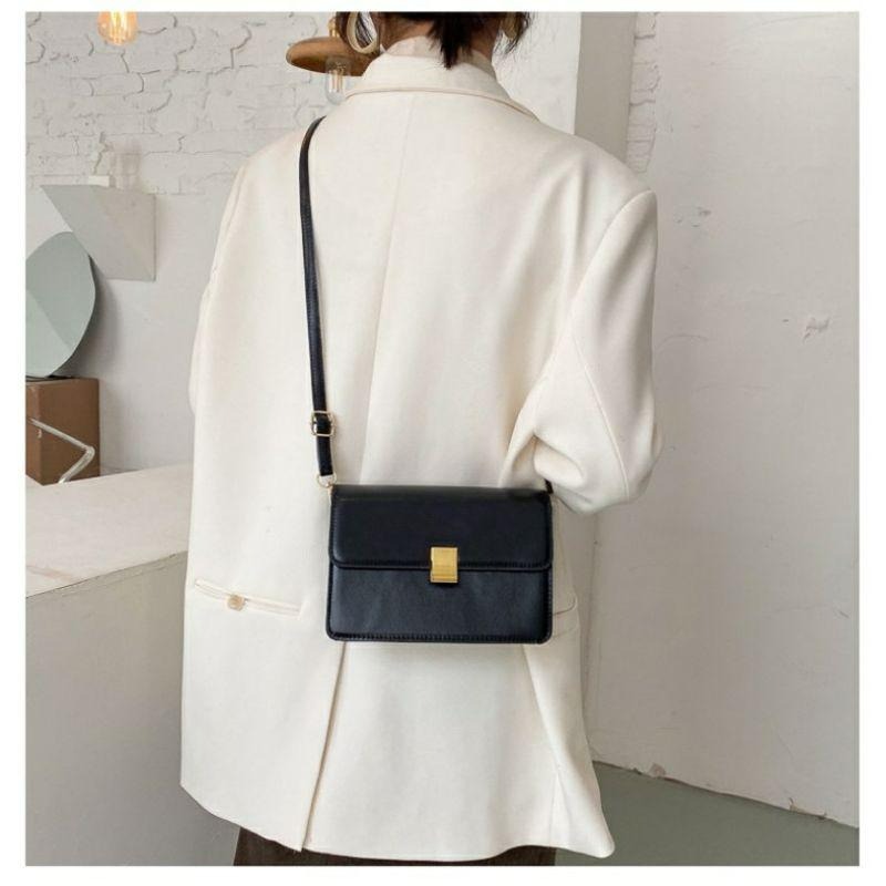 【E1005】復古小方包 鎖扣包 IG 網美款 百搭斜背包 外出包 迷你包-細節圖3