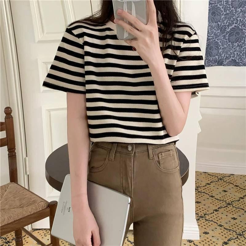 【B1035】 韓妞穿搭 華夫格條紋短T 華夫格短袖T恤 華夫格短袖上衣 圓領條紋上衣 條紋打底上衣-細節圖4