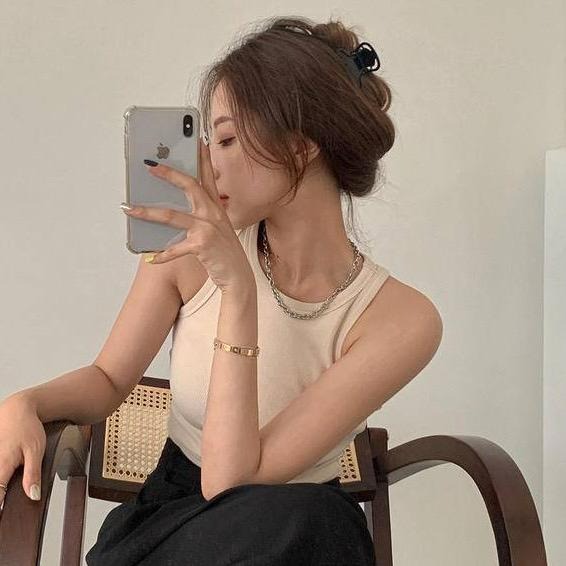 【 B1030】歐膩背心 削肩背心 外搭背心 背心上衣 顯瘦背心 外搭小可愛 防走光背心 優雅背心-細節圖8