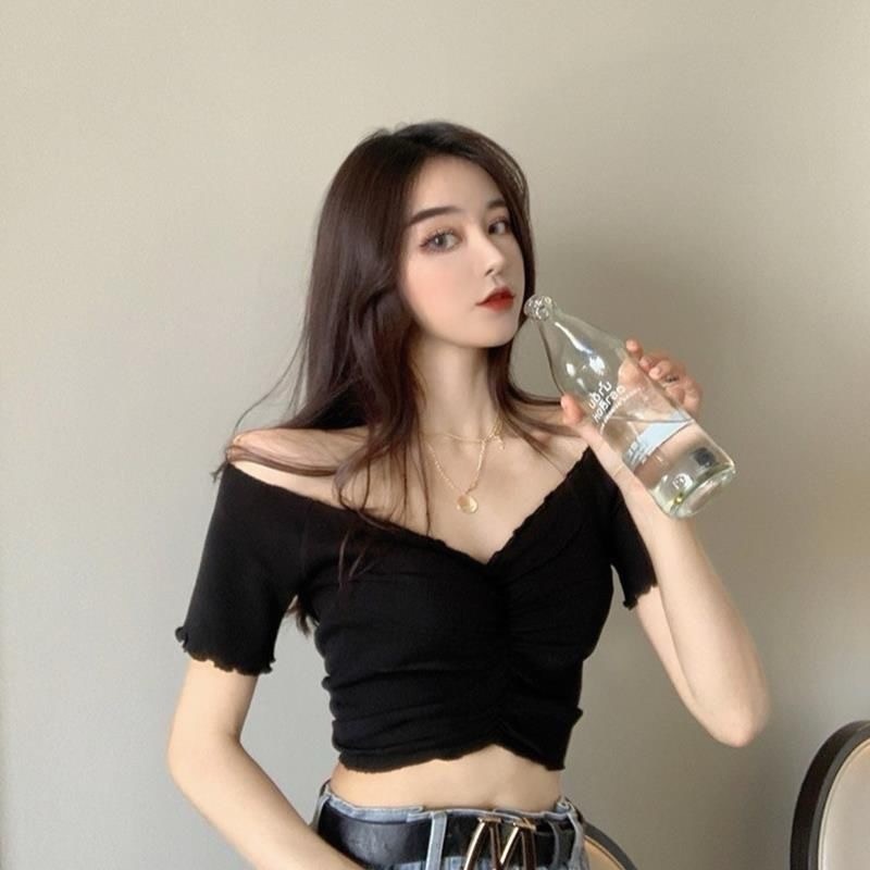 AS🤍 復古 少女 露臍 修身 T恤 木耳邊 夏季 性感 緊身 一字領 短款 上衣-細節圖2