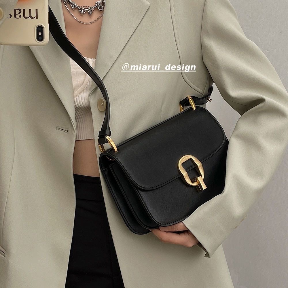 AS🤍 法國 小眾 洋氣 小c 高級 質感 k包包 百搭 單肩 腋下包-細節圖4