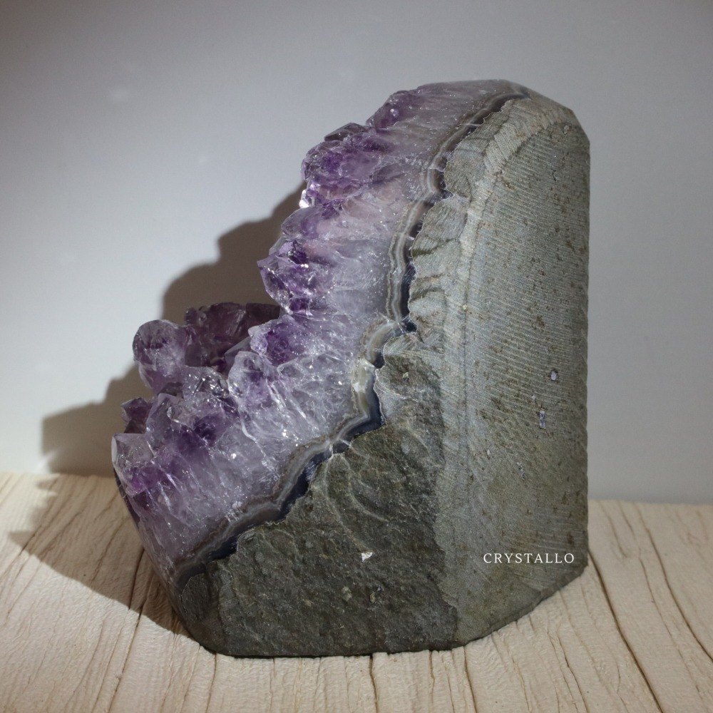 CRYSTALLO-紫晶鎮 #70040 大牙 有影山 水晶層厚 千層瑪瑙邊 本商品頁圖片皆為同一個晶鎮-細節圖5