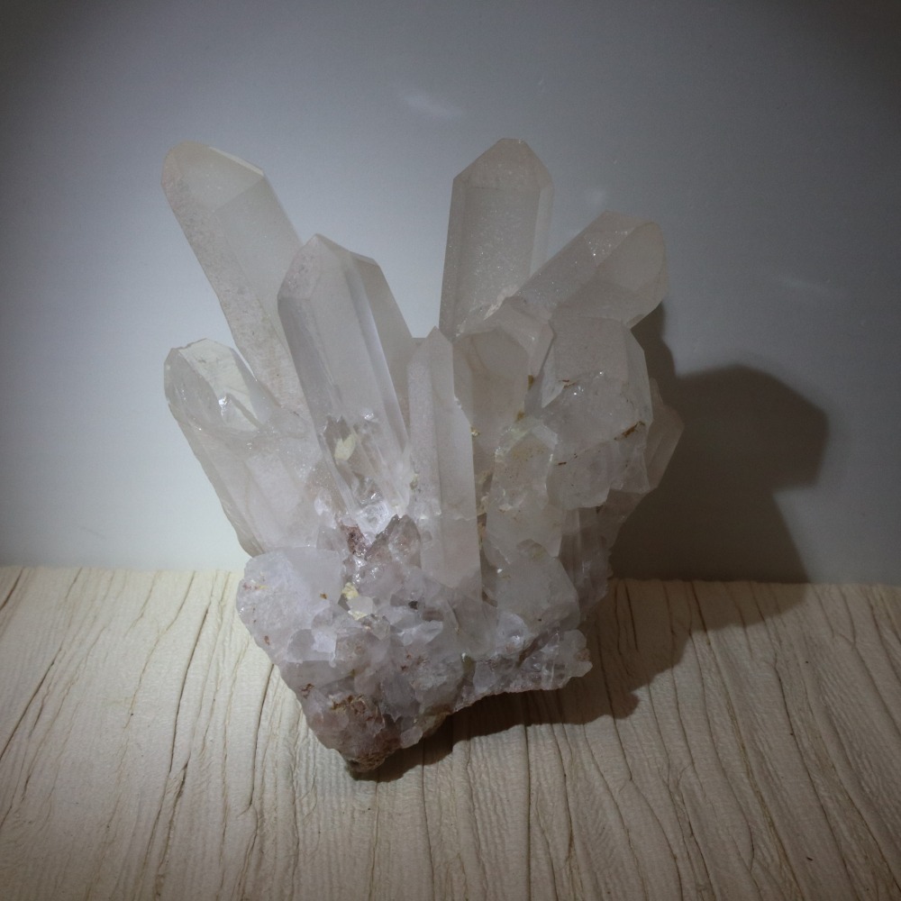 CRYSTALLO-白水晶簇 #90006 偏粉 本商品頁圖片皆為同一個晶簇-細節圖6
