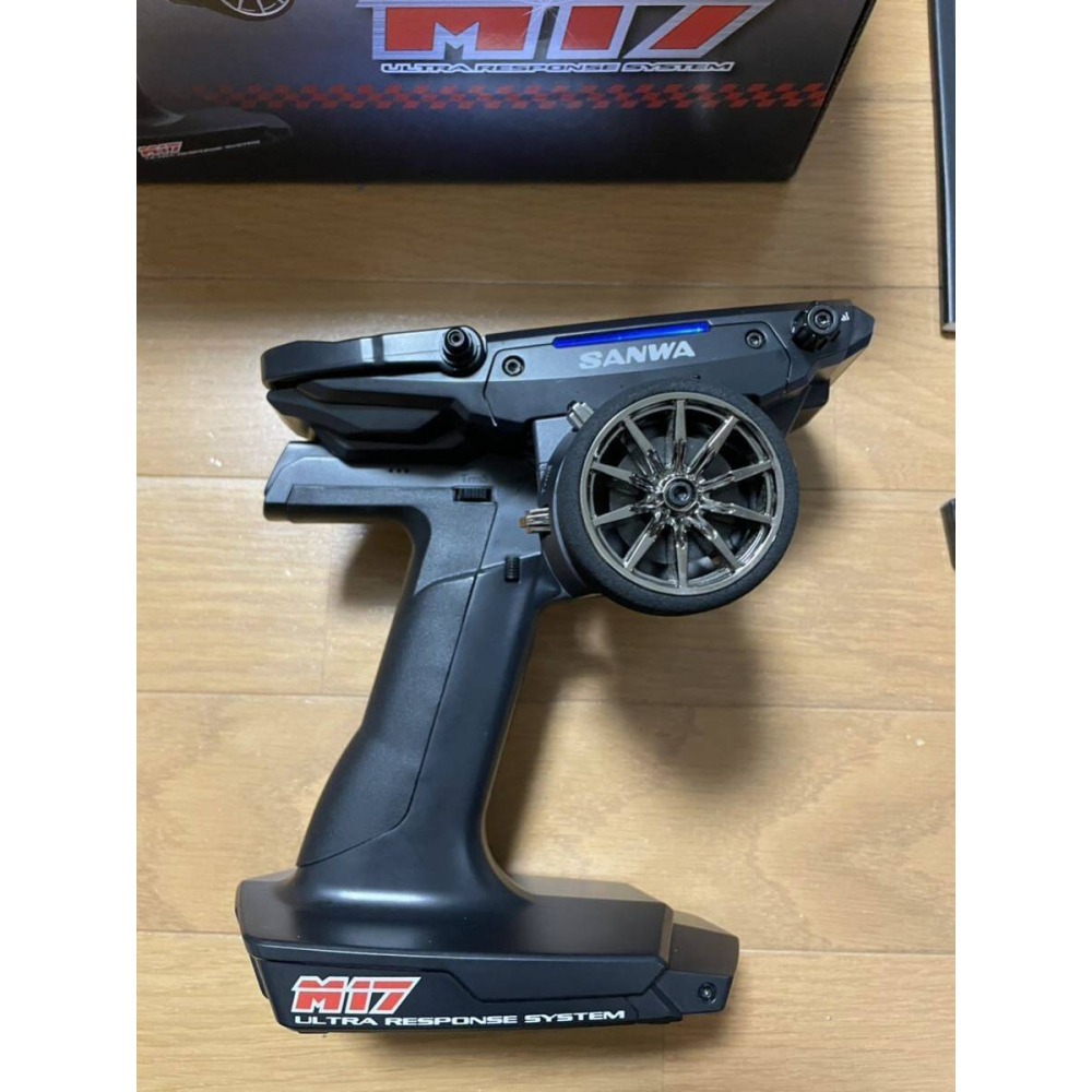 (中古品) SANWA M17 2.4GHz SANWA 發射器(含中古RX-493i接收器x1)-細節圖3