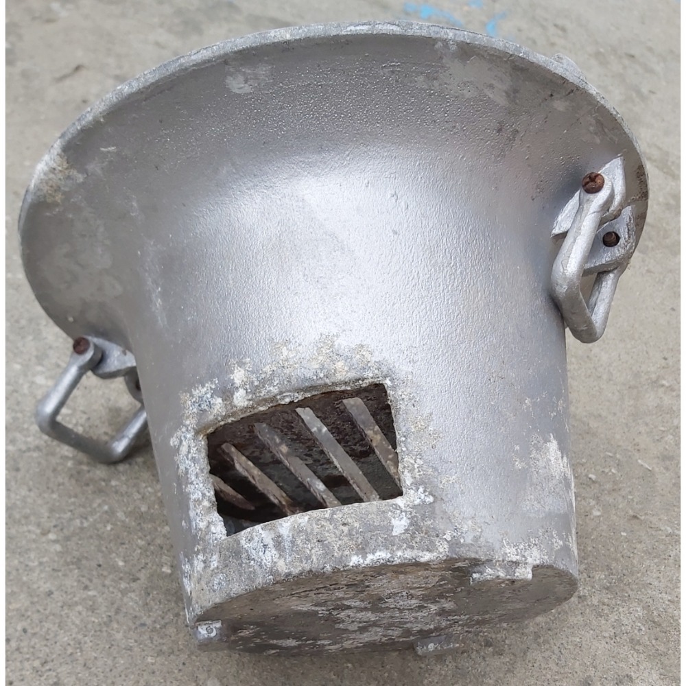 傳統鑄造烘爐 炭烤爐 鑄鋁烘爐 烤肉爐 取暖圍爐（二手）-細節圖3