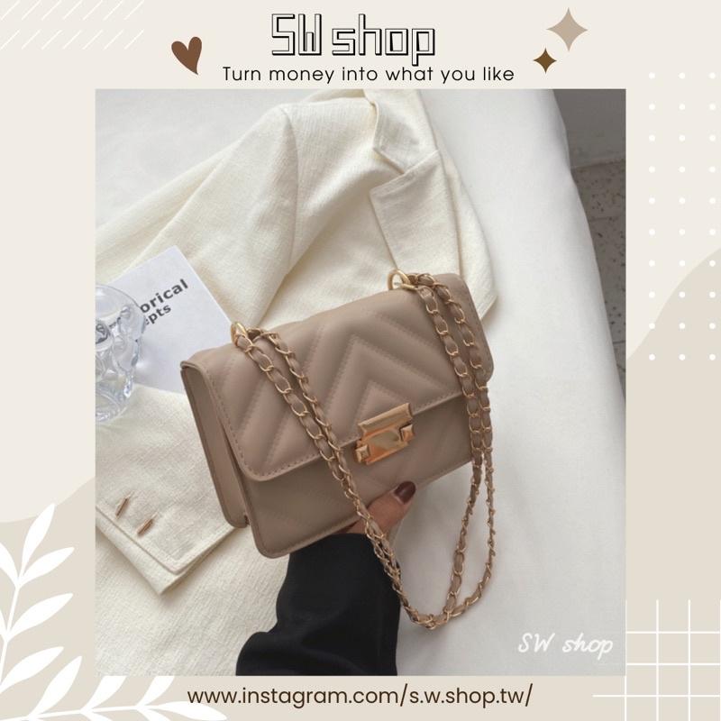 【sw.shop】🔥現貨+預購實拍🔥鏈條格紋小方包 2023新款 格菱包 斜背包 側背包 女包 單肩包 鎖扣包 鏈條包-細節圖6