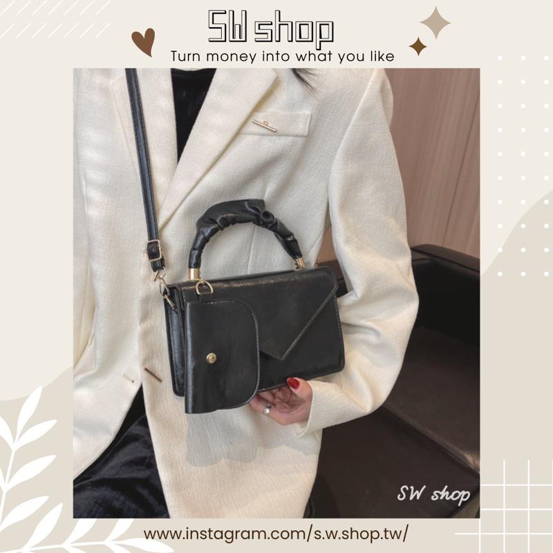 【sw.shop】🔥現貨+ 預購實拍🔥復古簡約信封包 2023新款 信封包 小方包 側背包 女包 單肩包 磁扣包 復古包-細節圖3