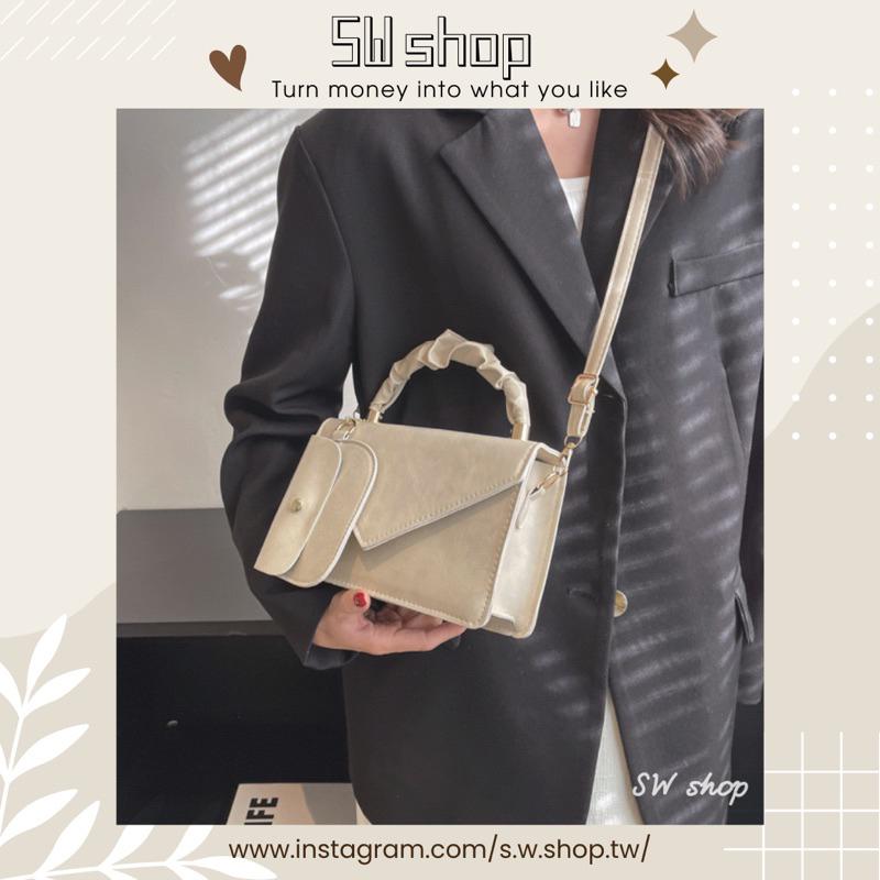 【sw.shop】🔥現貨+ 預購實拍🔥復古簡約信封包 2023新款 信封包 小方包 側背包 女包 單肩包 磁扣包 復古包-細節圖4