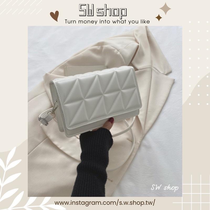 【sw.shop】🔥現貨 + 預購實拍🔥韓版格菱包包 2022新款 格菱包 斜背包 側背包 女包 單肩包 磁扣包 質感包-細節圖6