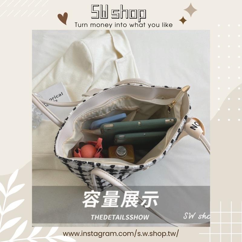 【sw.shop】🔥預購實拍🔥絨布棋盤托特包 2022新款 棋盤包 斜背包 側背包 女包 單肩包 磁扣包 絨布包-細節圖8