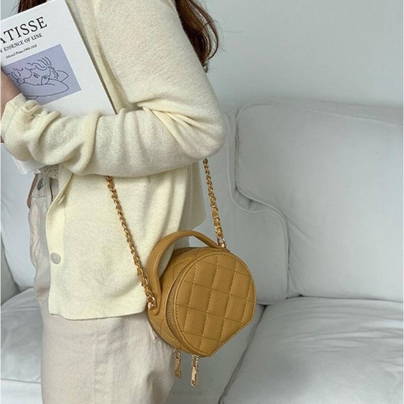 【sw.shop】🔥台灣出貨🔥小香風菱格小圓包 2024新款 格菱包 斜背包 側背包 女包 單肩包 小圓包 質感包-細節圖3