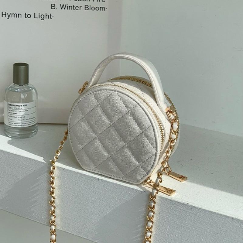 【sw.shop】🔥台灣出貨🔥小香風菱格小圓包 2024新款 格菱包 斜背包 側背包 女包 單肩包 小圓包 質感包-細節圖8