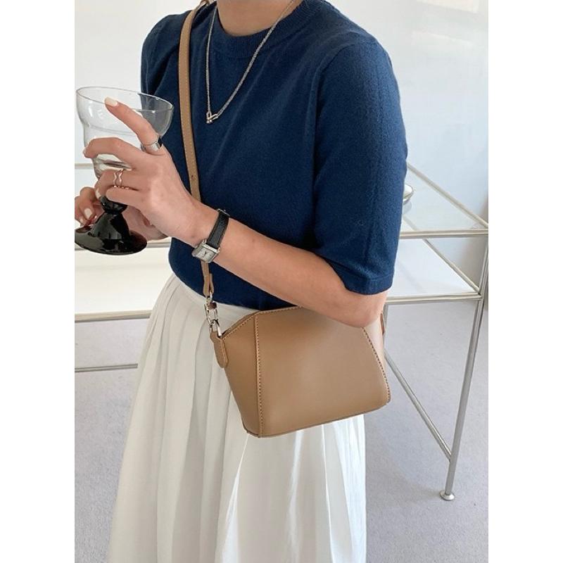 【sw.shop】🔥台灣出貨🔥經典不敗款貝殼包 2024 新款 貝殼包 斜背包 側背包 女包 單肩包 經典款 質感包-細節圖2