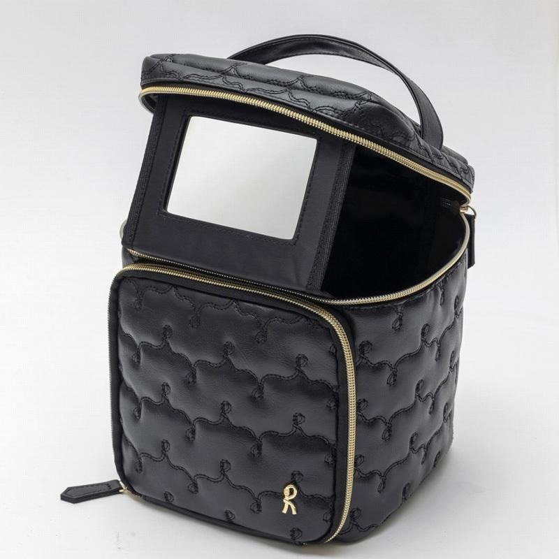 袋我走【ROBERTA DI CAMERINO 黑色立體壓紋化妝收納包】-細節圖3