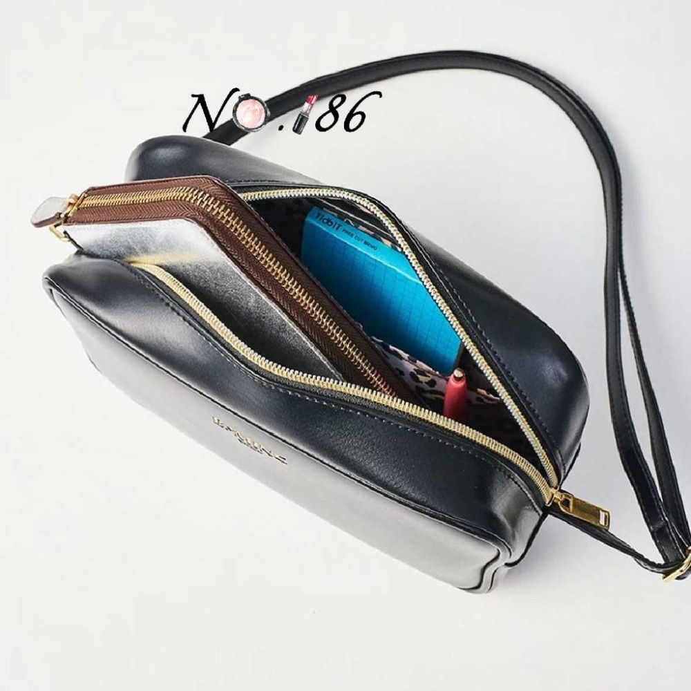 袋我走【B:MING by BEAMS 黑色皮質側背小方包】-細節圖4