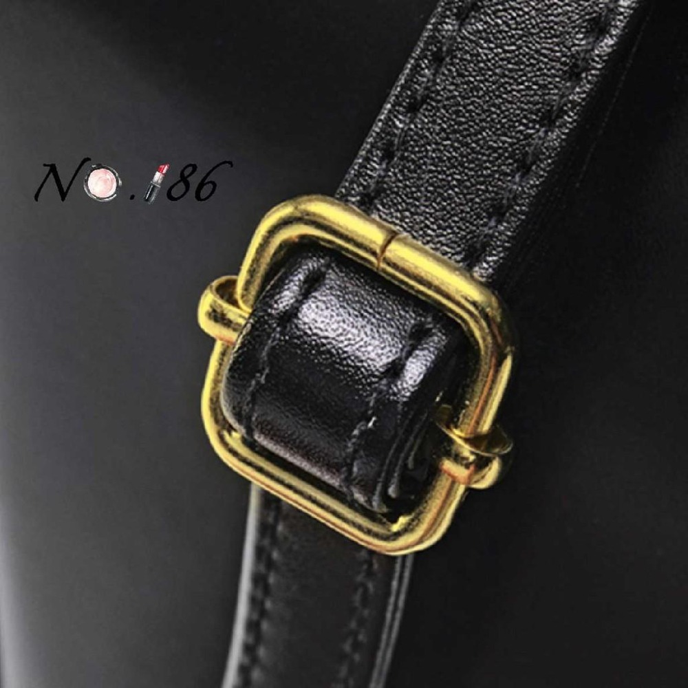 袋我走【B:MING by BEAMS 黑色皮質側背小方包】-細節圖6