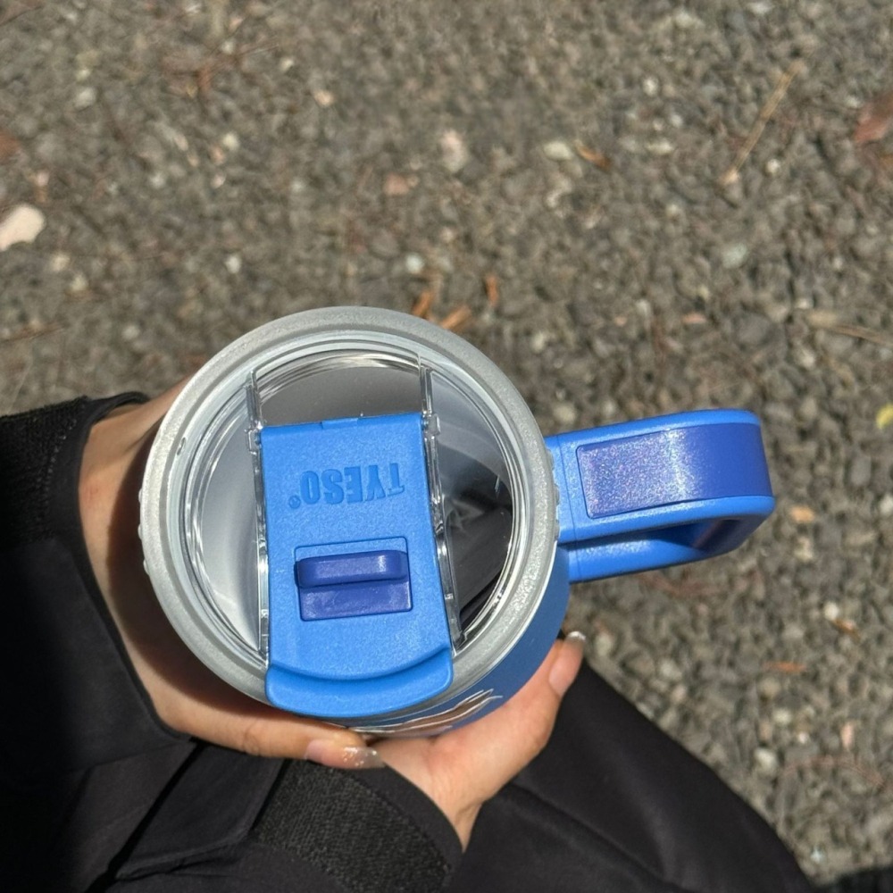 【艾特叔叔旗艦店】304不鏽鋼 保溫瓶 保溫杯 冰霸杯 保溫保冷 自帶提把 雙飲 直飲 吸管 雙層真空-細節圖2