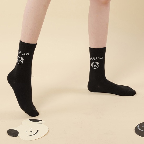 VYPST 現貨 趣味Hello系列中筒襪 純棉襪 素色 長襪 襪子 百搭必備 交換禮物 生日禮物 情人節禮物-細節圖3