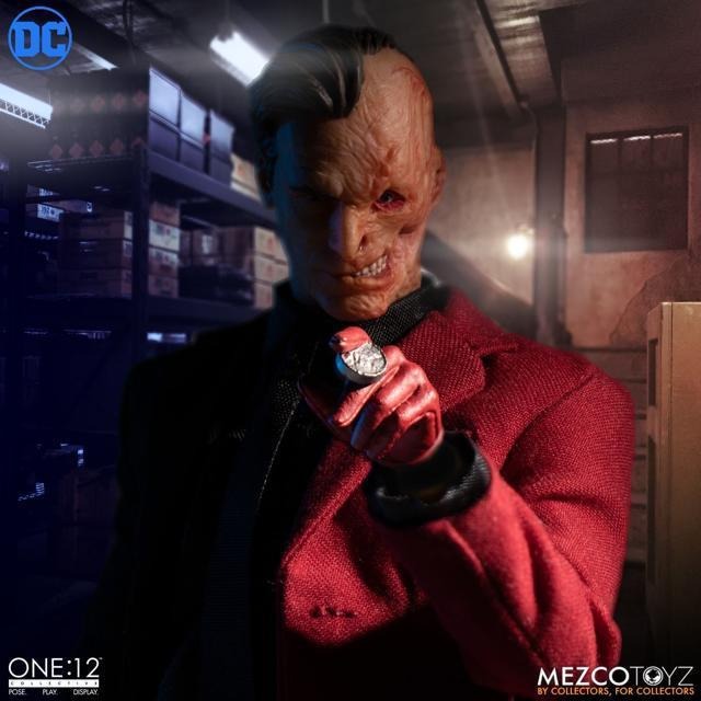 [bm] MEZCO One: 12 Collective DC 雙面人 蝙蝠俠 反派 6吋 可動完成品 #C-細節圖5