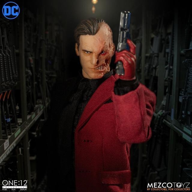 [bm] MEZCO One: 12 Collective DC 雙面人 蝙蝠俠 反派 6吋 可動完成品 #C-細節圖10