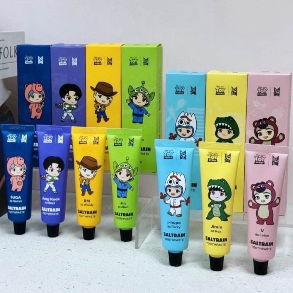 ⭐️現貨快速出貨⭐️ 正版韓國製造 防彈少年團聯名玩具總動員 護齦淨齒牙膏70g 藍色🩵j-hope款-細節圖2