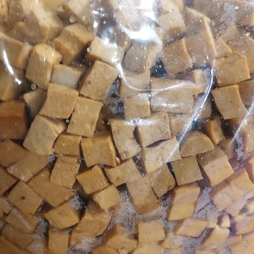 【全館999免運】大叔嚴選~豆乾丁 約600克±10%-細節圖2