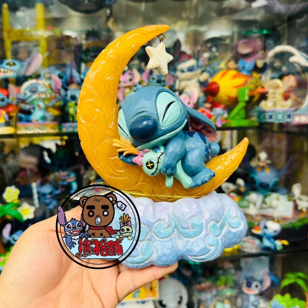 【現貨】Enesco 史迪奇 小金 月亮 Led燈 月亮燈 醜ㄚ頭 迪士尼 星際寶貝 塑像 公仔 熊格舖-細節圖2