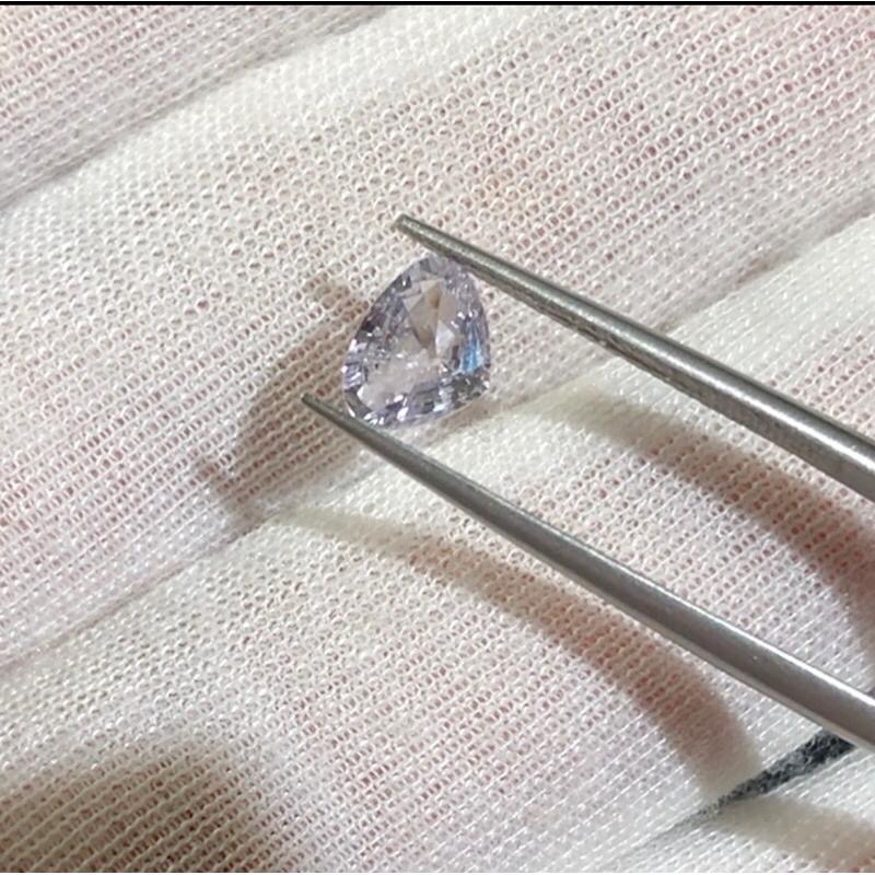 【艾爾莎寶石】1.06ct 近頂級淨度IF！潔淨閃亮！天然無燒 斯里蘭卡白色藍寶石Fancy Sapphire-細節圖2