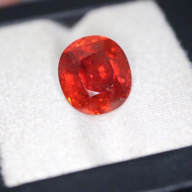 【艾爾莎寶石+】【附證】 11.17ct 帝王紅！大顆火紅！火光超強！天然無燒錳鋁榴石 Spessartite-細節圖2