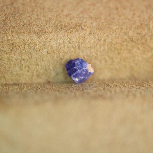 【艾爾莎寶石】【附成分分析書】【原礦】0.28ct 越南鈷尖晶石 Cobalt Spinel 商業名稱藍小妖